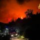 Incendio in Versilia, vento rinforza fiamme: altre famiglie evacuate