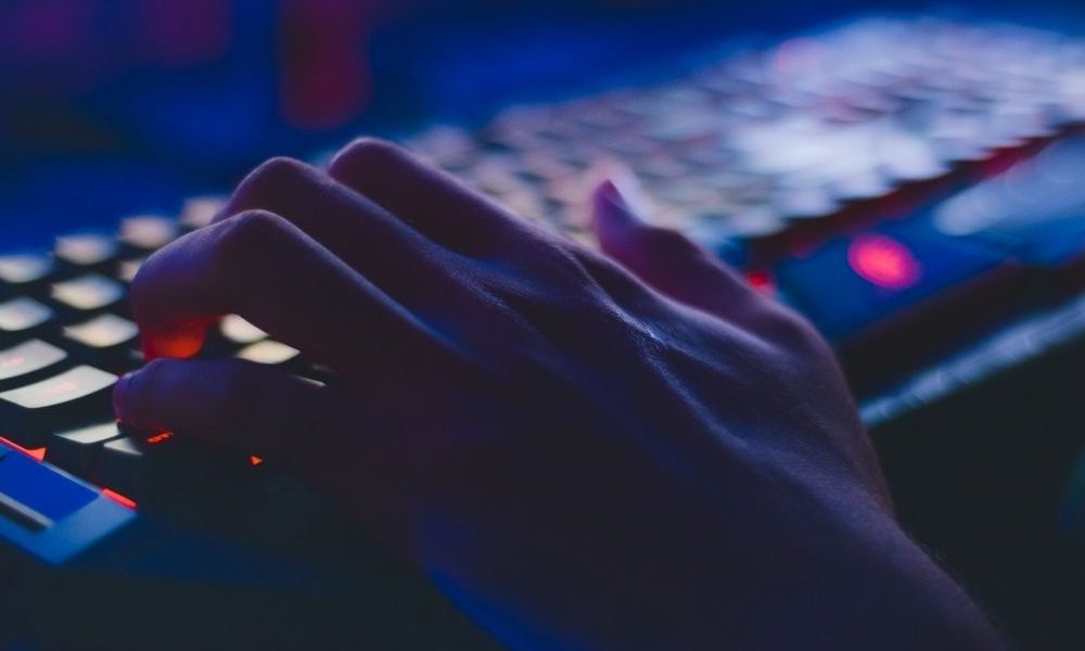 Trenitalia, attacco hacker: accesso a dati dei titoli di viaggio