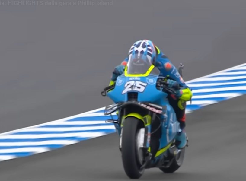 Raul Fernandez trionfa a Phillip Island e regala ad Aprilia la vittoria n. 300