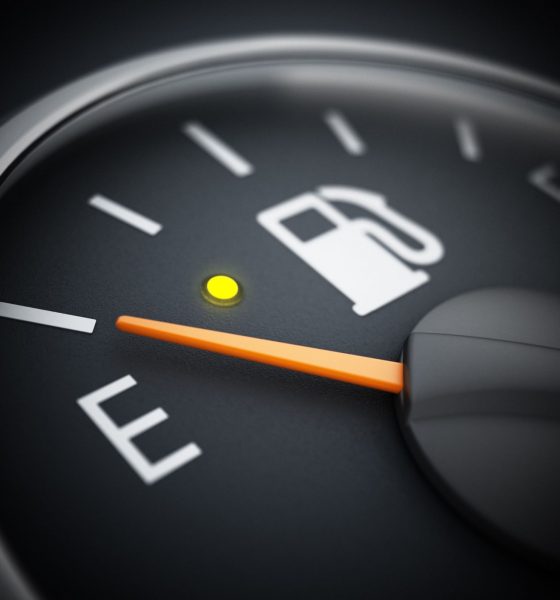 Gasolio, Eni torna al price cap di 2,19 euro: giù i prezzi alla pompa