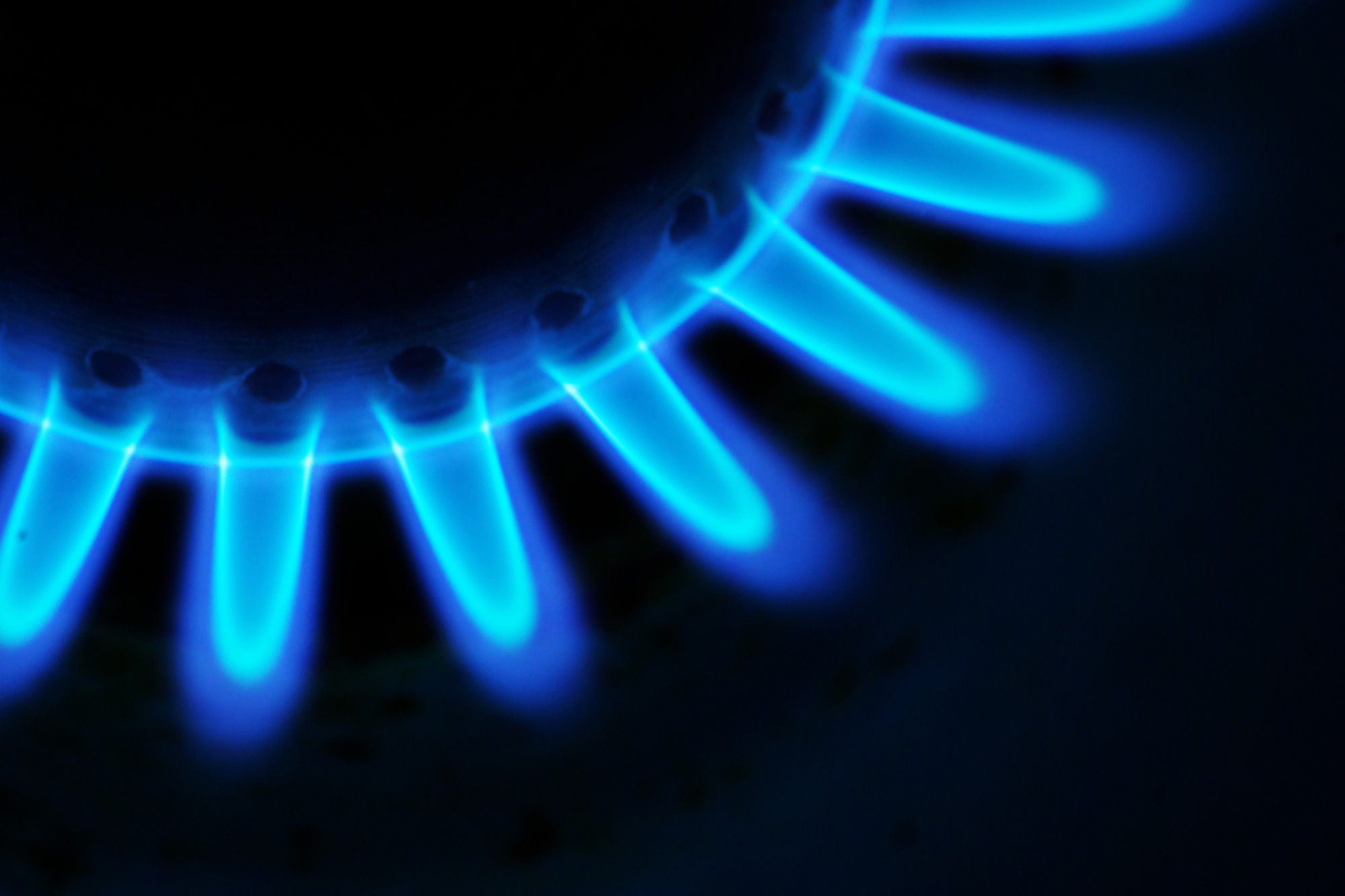 Gas, l’Europa teme l’inverno: scorte ai minimi dal 2013, Italia invece con ottima capacità