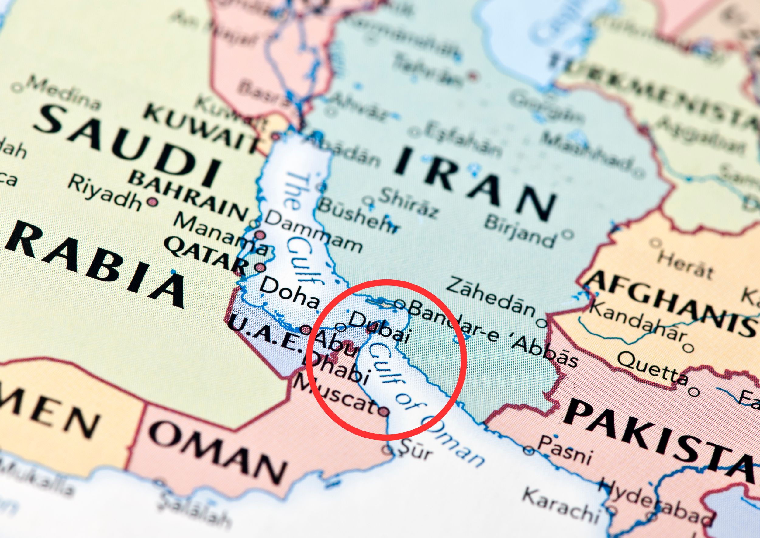 Lo Stretto di Hormuz diventa l’arma dell’Iran contro Trump: una partita ad alto rischio