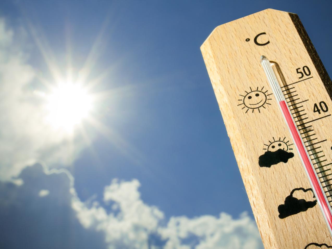 Caldo, 4 città da bollino rosso oggi: domani saranno 3